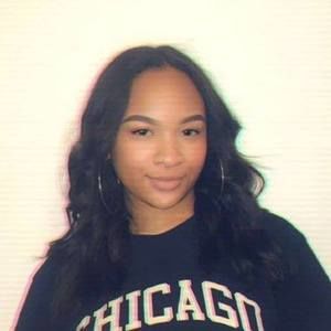 Meet your Posher, Taia